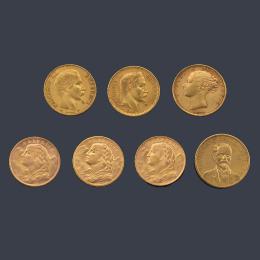 Lote 2571: 7 Monedas en oro de 22 K.