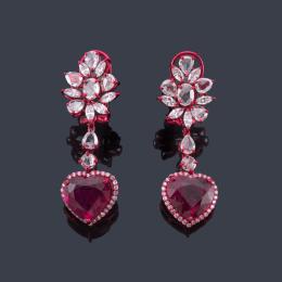 Lote 2416: Pendientes largos con pareja de rubelitas talla corazón de aprox. 8,20 ct con diamantes talla perilla facetada y brillantes de aprox. 3,01 ct en total.