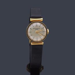 Lote 2644: PATEK PHILIPPE, reloj de pulsera para señora con caja en oro amarillo de 18 K.
