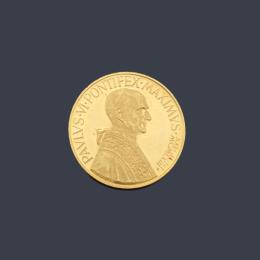 Lote 2697: Moneda conmemorativa Papas Pablo VI en oro de 22 K.
