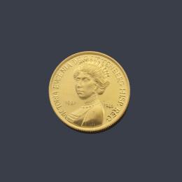 Lote 2725: Moneda conmemorativa Victoria Eugenia en oro de 22 K