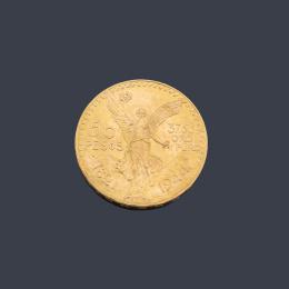 Lote 2729: Moneda de 50 pesos mexicanos en oro de 22 K.