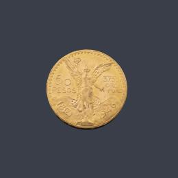 Lote 2740: Moneda de 50 pesos mexicanos en oro de 22 K.