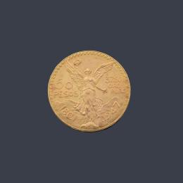 Lote 2745: Moneda de 50 pesos mexicanos en oro de 22 K.