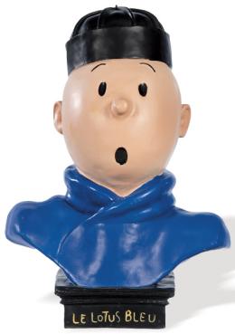 Lote 1515: Hergé. "Tintin y el Loto Azul"<br>Busto en resina policromada. Marcada Moulinsart. Titulada "Le Lotus Bleu"