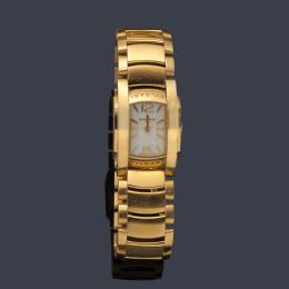 Lote 2566<br>Bulgari Assioma ref. AA26G de señora con caja y brazalete en oro amarillo de 18 K.