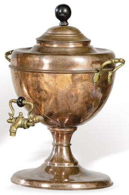 Lote 1081: Samovar de cobre y bronce ff. S. XIX pp. S. XX.