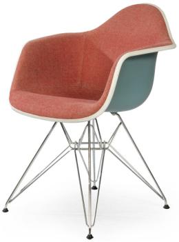 Lote 1345: Charles & Ray Eames para Vitra<br>Silla de brazos Dar, diseñada en 1950