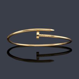 Lote 2197: CARTIER<br>Pulsera de la colección 'Juste un clou' realizado en oro amarillo de 18K.