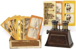 Lote 1105: Esteroscopio de mano de madera de palosanto con 49 fotografías unas alemanas fechadas entre 1903 y 1906 y otras francesas.