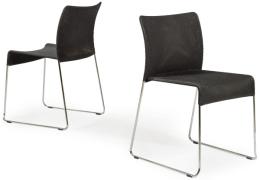 Lote 1333<br>Jasper Morrison (Londres, 1959) para Vitra 2004<br>Pareja de sillas modelo Soft Sim