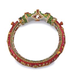 Lote 2115: Brazalete esmaltado polki, Jaipur, Norte de la India, sig. XIX.