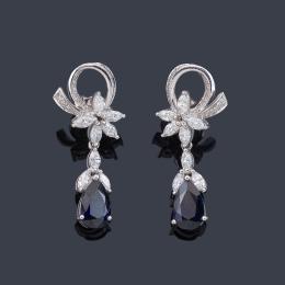 Lote 2411: Pendientes largos con pareja de zafiros talla perilla de aprox. 3,70 ct en total con diamantes talla marquís y brillante de aprox. 1,36 ct en total.