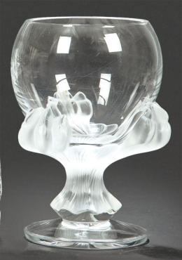 Lote 1022: Copa Bagherera de cristal Lalique.