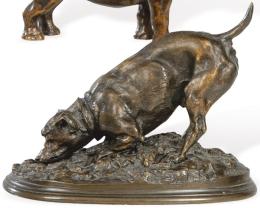 Lote 1085: Siguiendo a Pierre Jules Méne (Francia 1810-1879)<br>"Perro Ratonero" S. XIX<br>Figura en bronce patinado firmada.