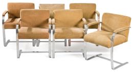 Lote 1309: Ludwig Mies Van der Rohe (1886 – 1869). <br>Juego de seis sillas “Brno Chair” en metal cromado y tapicería en tela beige.