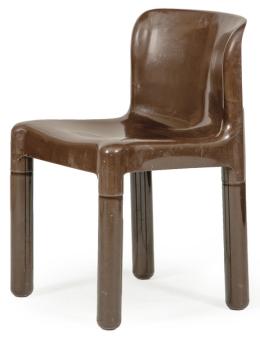 Lote 1390: Carlo Bartoli pata Kartell, 1974. Silla modelo 4875 en polipropileno de color negro.