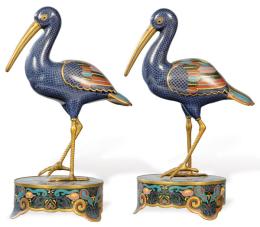 Lote 1424: Pareja de Ibis en esmalte cloisonné, China primera mitad S. XX