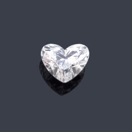 Lote 2172: Diamante talla corazón de 5,61 ct con certificado HRD.