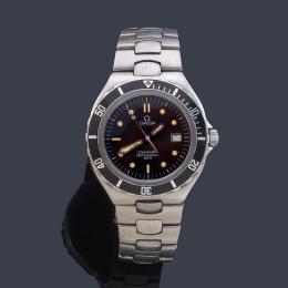 Lote 2527<br>OMEGA Seamaster Professional de caballero con caja y brazalete en acero.