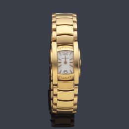 Lote 2531: BVLGARI Assioma ref. AA26G de señora con caja y brazalete en oro amarillo de 18 K.