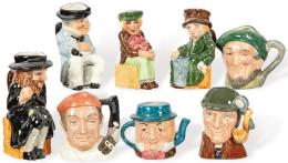 Lote 159: Conjunto de 8 jarras de cerveza en miniatura de porcelana. Con marca en la base de Artone. Inglaterra.