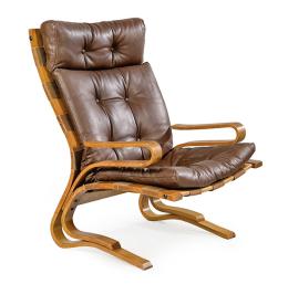 Lote 1362: Ingmar Relling (1920-2002) para Westnofa, 1965<br>Sillón Siesta de tapicería de cuero con capitoné en color marrón y estructura en madera de haya curvada.