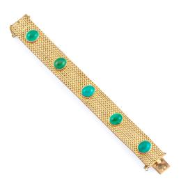 Lote 2304: Pulsera con cinco turquesas talla cabujón en montura estilo malla de oro amarillo de 18K.