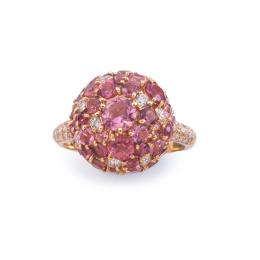 Lote 2340: BRUMANI<br>Anillo de la colección 'Bubbles' con brillantes y rubelitas en montura de oro rosa de 18K.