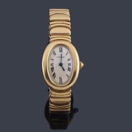 Lote 2602: CARTIER Baignoire de señora con caja y brazalete en  oro rosa de 18 K.