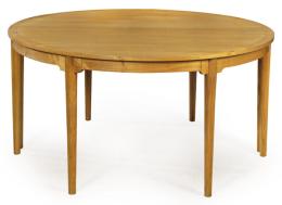 Lote 1372: Hans J. Wegner (Copenhague, 1914-2007) para Fritz Hansen<br>Mesa China, de forma redonda<br>Dinamarca, años 60